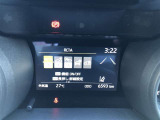 駐車場から後退する際に自車の左右後方から接近してくる車両をレーダーで検知。衝突の危険がある場合には自動でブレーキ制御を行うことで衝突被害軽減を支援してくれます。