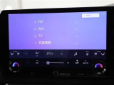 ディスプレイオーディオを装備。スマホとクルマをつなぐことで、これまでのナビに加えて、色々なサービスが楽しめます。