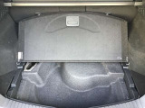トランクスペースもご覧のとおり広々しております☆SUVならではの使いやすいトランクスペースに夢と希望以外に荷物もしっかり載せることができます☆