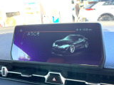 【メーカー純正ナビ】インテリアに溶け込むスタイリッシュな「専用設計」メーカーナビを装備♪視認性や操作性など基本性能にも優れ、より上質なカーライフをお楽しみいただけます。
