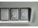 オートマチックハイビームとは、先行車や対向車のライトを認識し、ハイビームとロービームを自動で切り替える機能です。夜道の視界を確保します。詳細は販売店スタッフまでおたずねください。