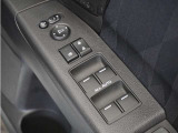 ◆パワーウィンドウスイッチ◆運転席から全席の窓の開閉操作を行うことが出来いつでも換気ができます!