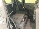 お客様にぴったりなおクルマをお選びいただけますように様々な展示車をご用意致しております!ダイハツの軽自動車だけではなく、他メーカー車やコンパクトカー・ミニバンなども数多く取り揃えております!