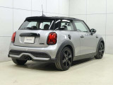 MINI NEXT2年間 走行距離無制限で保証、保証期間中でしたら最寄の正規ディーラーで無償修理が可能です。
