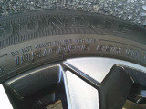 タイヤサイズは、195/60R16です。
