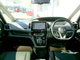 セレナ 1.2 e-POWER ハイウェイスターV 