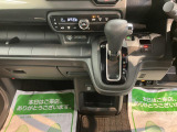 ダイハツディーラーでは「ダイハツ認定U-CAR」という基準を設け、車選びに詳しくないお客様でも「安心して選べる」をご提供しています。
