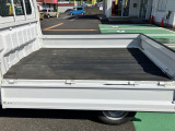 積みやすく降ろしやすい荷台床面地上高は毎日の作業にかかる負担を軽減してくれます