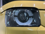 LEDヘッドライトは、点灯の瞬間から最大光量を発揮し、突然暗くなるトンネルなどでの安定感を高めます。