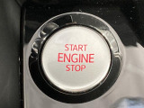 ●Start/Stop●ブレーキを踏みボタンを長押しするだけで、キーの抜き差しなく簡単にエンジンをかける事が出来ます。