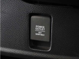 ◆アクセサリーソケット◆ドラレコの電源やスマートフォンの充電等に使用できる便利な電源ソケット!使いやすい場所に装備されています。