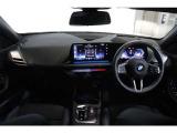 ご納車後は、日本全国のBMW正規ディーラーにて保証整備、一般整備、点検整備、車検整備をお受けいただけますのでご安心下さい。保証修理費用をお立替頂くなどのご面倒もございません。
