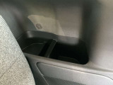 後席用ドリンクホルダーです