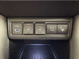 シートヒーター装備!エアコンに比べて暖まるスピードが速いので冬でも快適に過ごせます