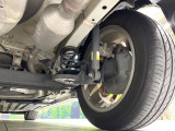 お車を安心してお乗りいただく為には、足回りの定期点検が欠かせません。サービスサポート(有償保証)では無料点検もご提供しており、安心のカーライフをお過ごしいただけるサポート体制が整っています。