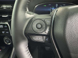 ステアリングスイッチ装備!運転しながら手元でオーディオの操作などができます。