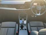 Audi認定中古車、上質なコンディションを持つクルマだけに与えられる特別な称号です。その厳しい認定基準や点検内容、安心の保証などをご紹介します。