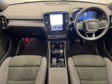 XC40 ウルトラ B4 AWD ダークエディション 4WD 