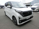 今話題のLEDランプが付いているので明るいですよ♪視界良好で安全確保!