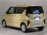 トヨタ高品質中古車洗浄「まるまるクリン」 外装はもちろん、内装はシートを外して見えないところまで徹底洗浄!お客様に責任を持って安心と美しさをお届けします!