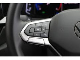 【ステアリング左側】ACCなどの運転支援の操作のスイッチ類です。ACCは高速道路などで前に走る車との距離を保ちながら追従走行する運転支援システムです。