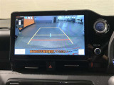 バックガイドモニターで、後方を確認しながら安心して駐車することができます。運転初心者も熟練者も必須の機能ですよ!