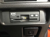 ETCが装着されています。再セットアップ後高速道路の料金所をノンストップで通過できて大変便利です。