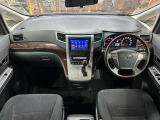 大阪府四条畷市にミニバン車を『お値打ち価格』で展示している良質中古車専門店です。全車、事故歴修復歴なしの車両限定で取り扱い!。関西地域で最もお得な価格かつ最良質車をご提供できるよう努めております。