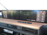 ナビゲーションはワイドスクリーンホンダコネクトディスプレイを装着しております。AM、FM、Bluetooth、フルセグTVがご使用いただけます。初めて訪れた場所でも道に迷わず安心ですね!