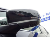 左サイドカメラは、縦列駐車時に便利です。