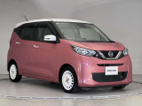 【車両状態証明書】査定協会公認のプロの検査員が公平かつ確かな基準で検査を実施。車両評価をもとに、安心しておクルマをお選びいただけます。