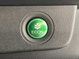 燃費を良くするECONスイッチです。