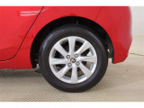 純正15AW!タイヤサイズは185/65R15になります♪