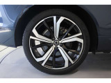 255/40R21タイヤ