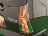 精悍なカスタム専用デザインのLEDリヤコンビネーションランプ(LEDストップランプ)で省電力・長寿命化を実現
