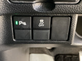 パーキングセンサー、横滑り抑制機能搭載。駐車時の障害物検知や滑りやすい路面での車両安定性を高め、安全運転をサポートします。