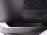 納車の前にはエンジンオイル、オイルエレメント、エアクリーナー、クーラント、バッテリー、ワイパーゴムのチェック又は交換を行います。