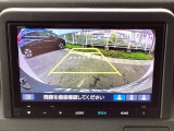 バックモニター付きで、車庫入れやバック時の後方確認をしっかりサポート。モニターに映し出される映像で死角も確認しやすく、狭い場所での駐車や後退時の操作をより安心して行えます。
