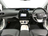 見通しのよいすっきりとした視界で、誰でも運転しやすいです。運転のしやすさは疲れにくさにも繋がりますよ♪