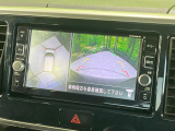 【アラウンドビューモニター】専用のカメラにより、上から見下ろしたような視点で360度クルマの周囲を確認することができます☆死角部分も確認しやすく、狭い場所での切り返しや駐車もスムーズに行えます。