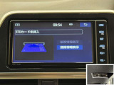 ナビ連動ETC付きです。高速道路料金所での小銭の出し入れや雨天時における窓の開け閉めなどの煩わしさが解消できます。料金所の通過もスムーズで快適ですよ。☆使用履歴表示や音声案内もしてくれます☆