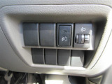 ご契約頂いた車輌はご納車前に当提携整備工場にて法定点検整備を実施しております。法定整備記録簿が発行されます。実施した整備内容を確認出来ますのでご安心下さいませ。