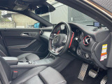 CLAシューティングブレーク CLA250 シュポルト 4マチック 4WD 4WD 本革シート