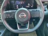 運転中も便利なステアリングスイッチ♪