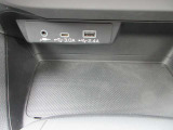 TYPE-C、USB充電が可能です。