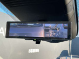 スマートルームミラー★車両後方のカメラ映像をミラー面に移して、いつでもクリアな後方視界を確保します♪