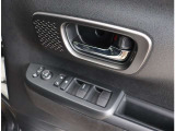 弊社でお車をご購入頂いたお客様は、一部車種を除いて【オイル交換永久無料】となっております。※詳細はスタッフまでお問合せ下さい。