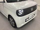 【オートライト(AUTO)】外の明るさをシステムが感知して、自動でヘッドライトが点灯します!ヘッドライトをつけ忘れを防ぐ便利機能です