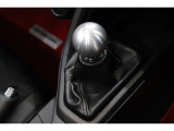 6速MTのお車です♪直感的な操作を楽しむことができます!