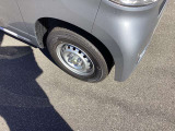 ☆お車についた傷やヘコミ、事故の修理もハヤシにお任せください。自社鈑金工場で修理ができますの安心です☆